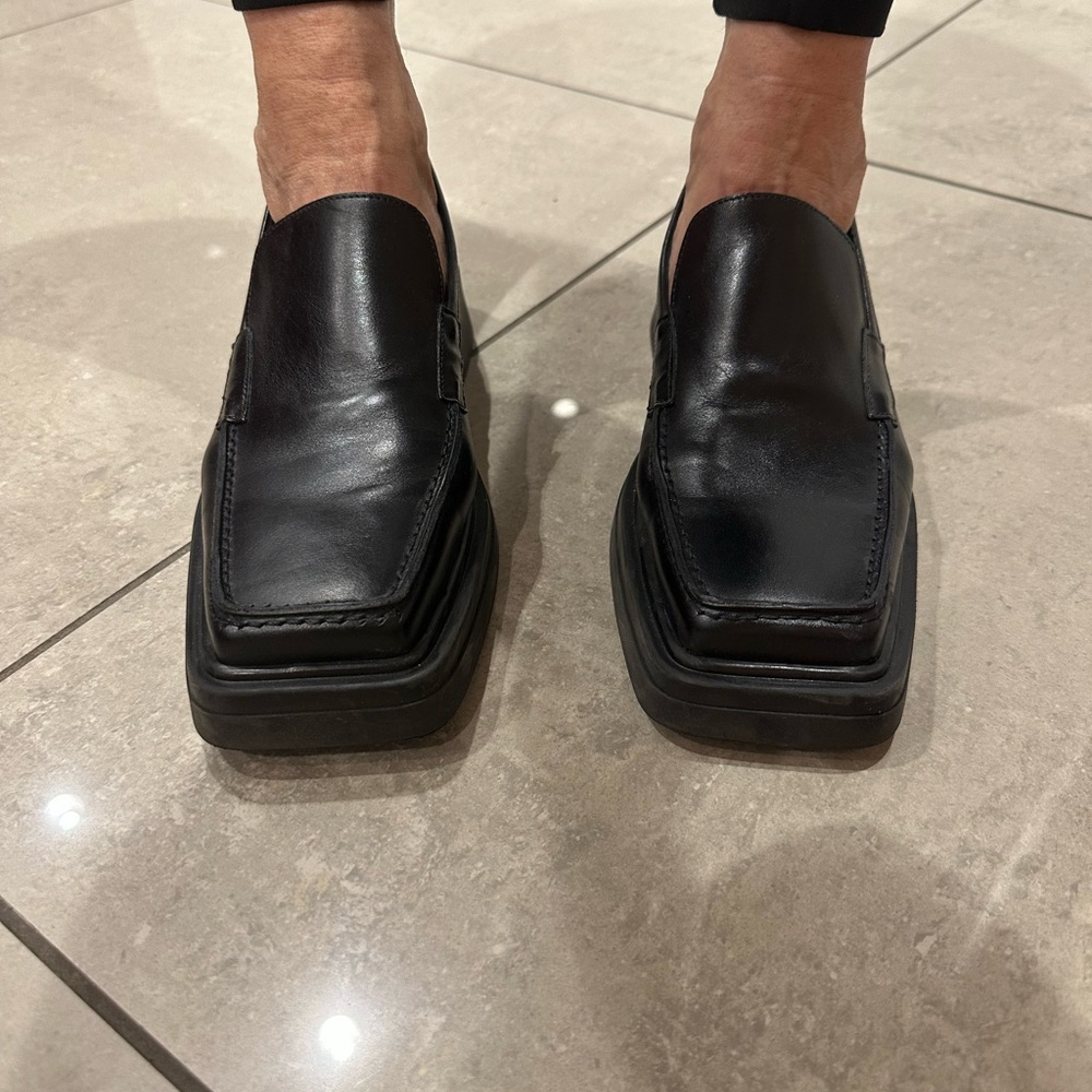 Vagabond Black Square-Toe Slip-On Loafers